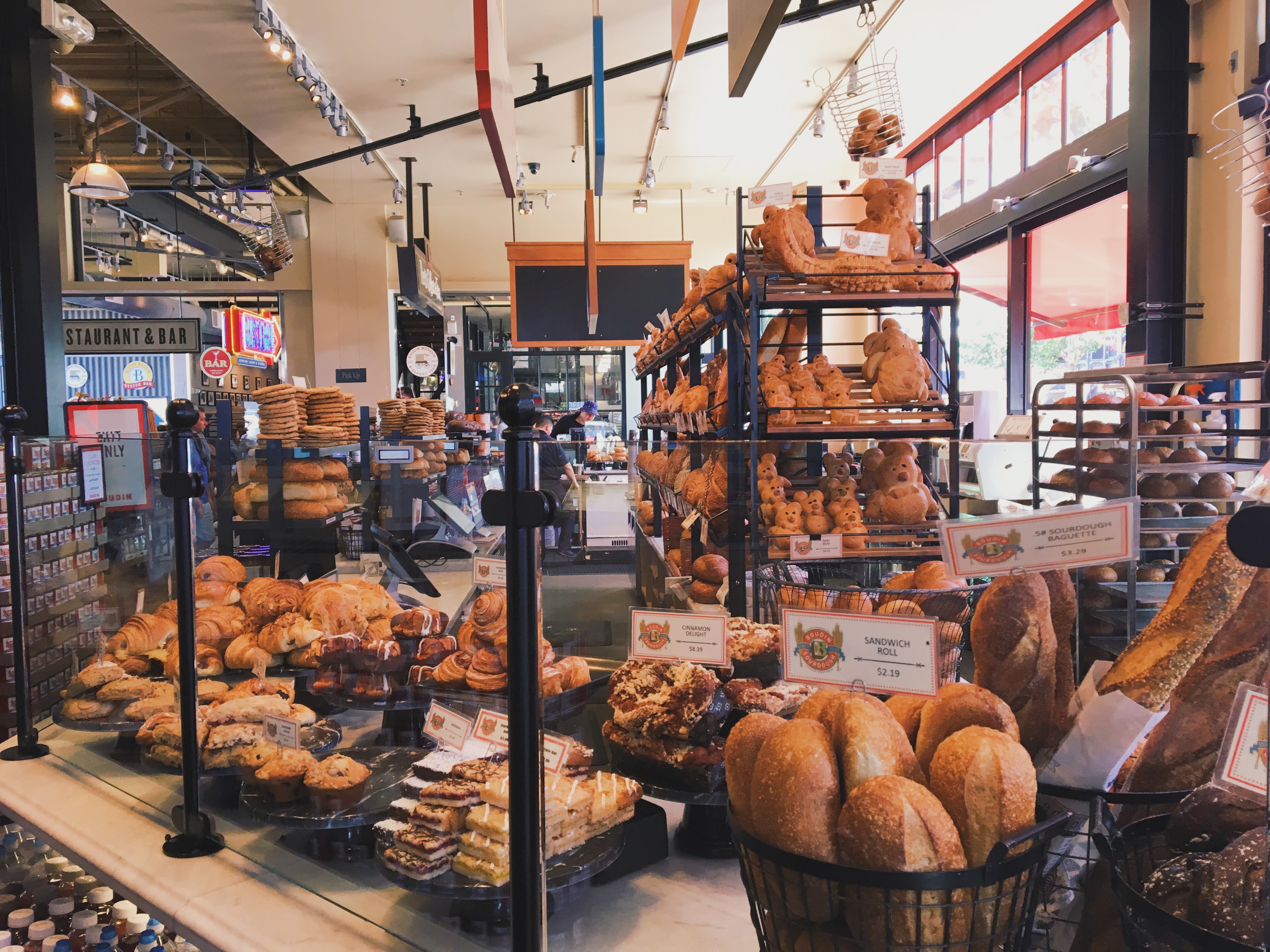 boudon-bakery-fishermans-wharf-bakery-bread-bowl-sf